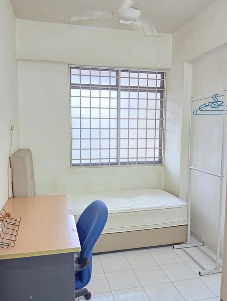 Rumah Flat untuk Dijual di Pesara Nipah - Li Fang - Bedroom - PropertyGuru.com.my
