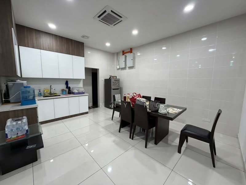 Warehouse for Rent in Taman Klang Jaya (Klang) - Kenny Ng - Kitchen - PropertyGuru.com.my