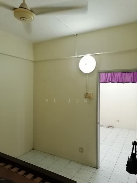 Apartment for Sale at Pangsapuri Kasturi Mewah - Yi Jun - Interior - PropertyGuru.com.my
