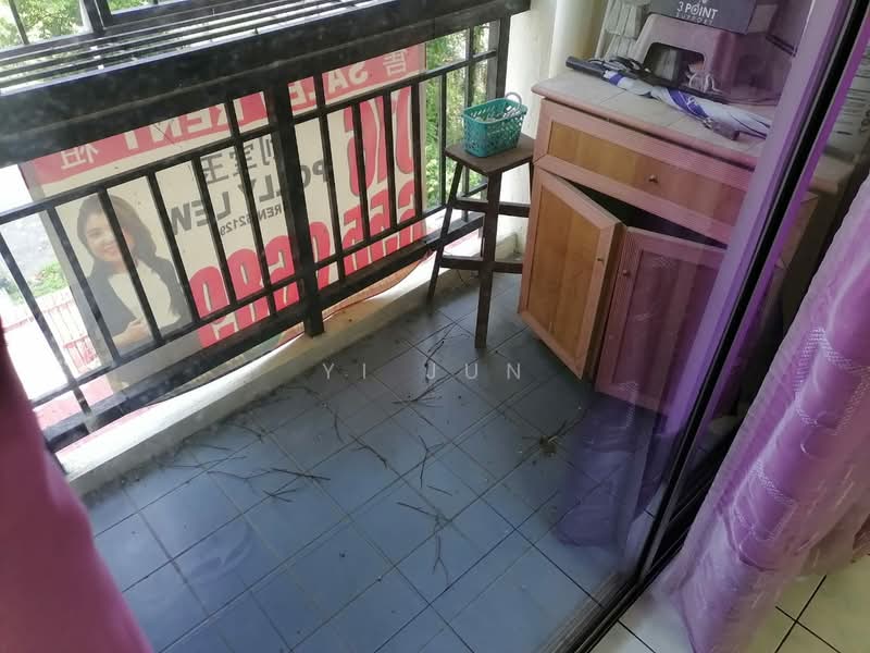 Apartment for Sale at Pangsapuri Kasturi Mewah - Yi Jun - Balcony - PropertyGuru.com.my