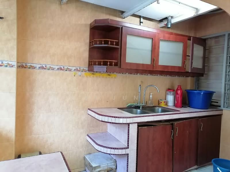 Apartment for Sale at Pangsapuri Kasturi Mewah - Yi Jun - Kitchen - PropertyGuru.com.my