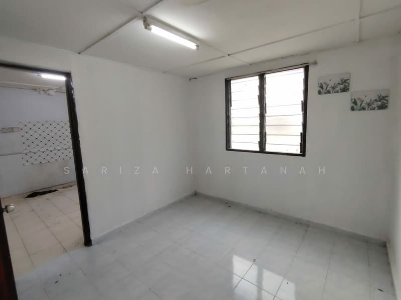 Rumah Teres 1 Tingkat untuk Dijual di U6,Taman Subang Baru (Shah Alam) - Sariza Hartanah - Interior - PropertyGuru.com.my