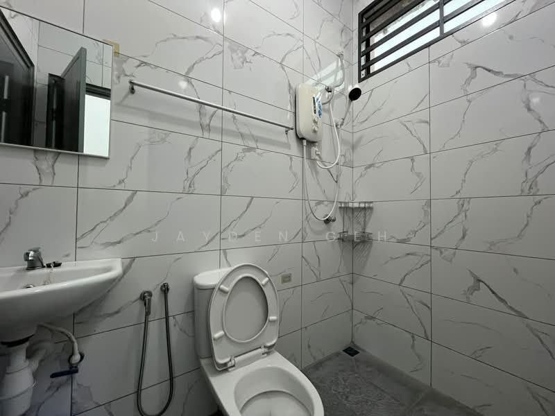 2-storey Terraced House for Rent in Taman Amira (Alor Setar) - Jayden Geh - Bathroom - PropertyGuru.com.my