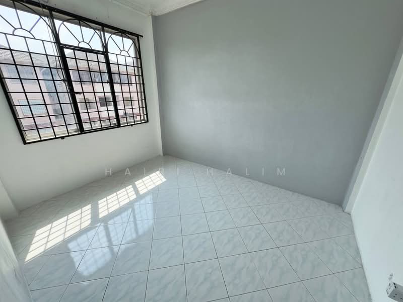 Pangsapuri untuk Dijual di Pangsapuri Putra Impian - Hairi Halim - PropertyGuru.com.my