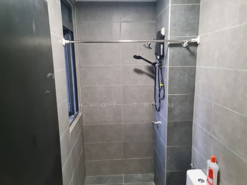 Servis Apartment untuk Dijual di Neu Suites - Chloe Shum - Bathroom - PropertyGuru.com.my