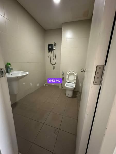 Servis Apartment untuk Disewa di i-SOHO @ i-City - Tracy Chua - Bathroom - PropertyGuru.com.my
