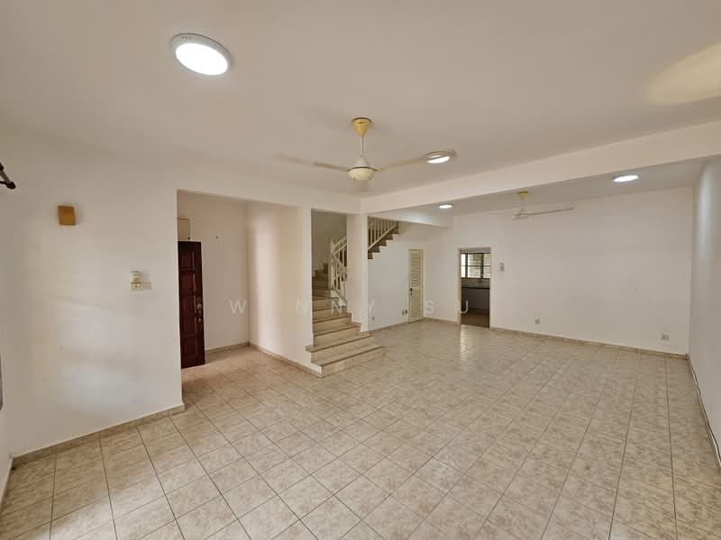 2-storey Terraced House for Rent in Bukit Jelutong (Shah Alam) - Winny Su - Living Room - PropertyGuru.com.my