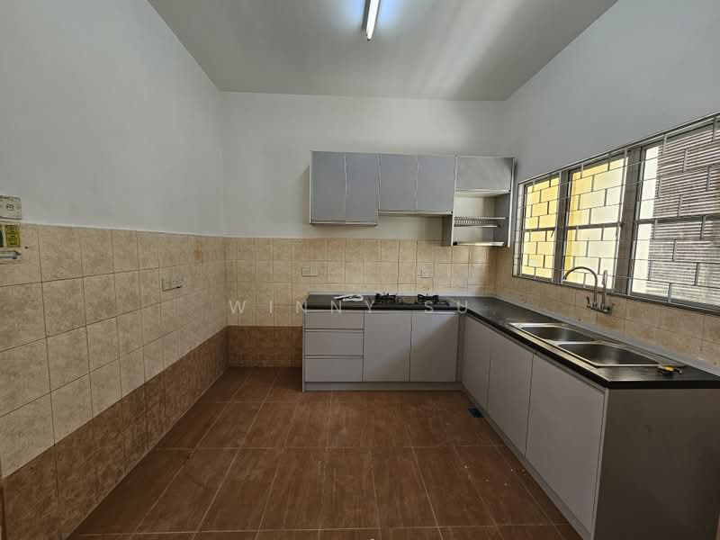 2-storey Terraced House for Rent in Bukit Jelutong (Shah Alam) - Winny Su - Kitchen - PropertyGuru.com.my