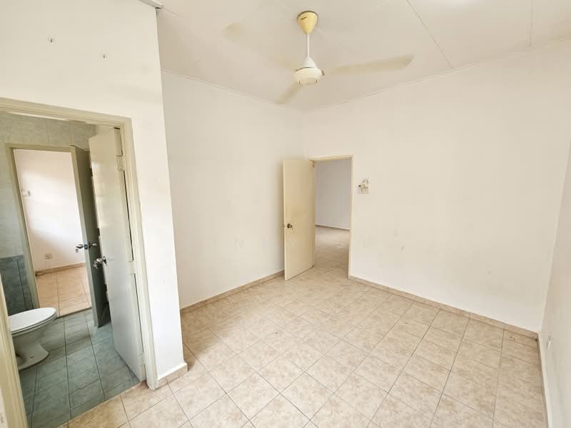 2-storey Terraced House for Rent in Bukit Jelutong (Shah Alam) - Winny Su - Bathroom - PropertyGuru.com.my