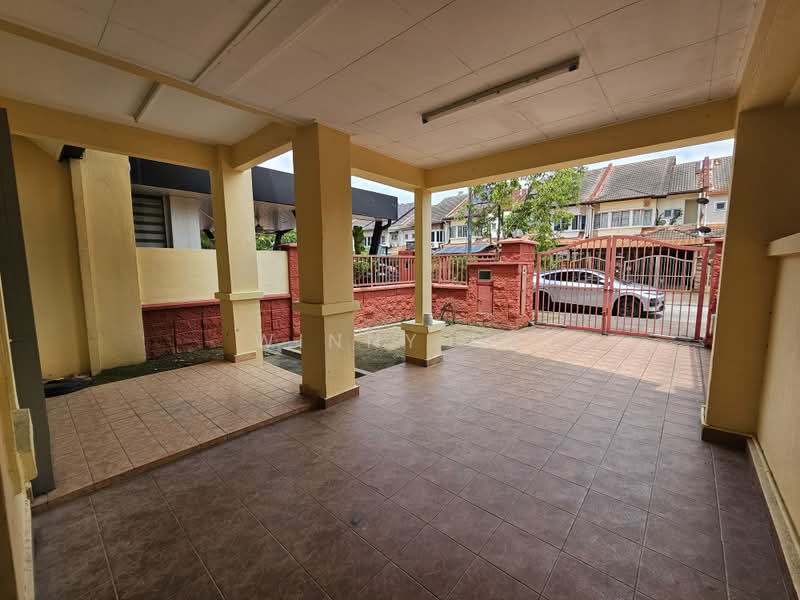 2-storey Terraced House for Rent in Bukit Jelutong (Shah Alam) - Winny Su - Exterior - PropertyGuru.com.my