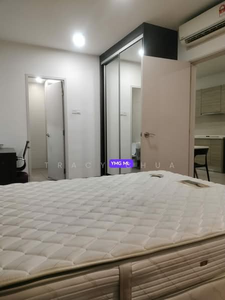 Servis Apartment untuk Disewa di i-SOHO @ i-City - Tracy Chua - Bedroom - PropertyGuru.com.my