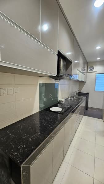 Rumah Teres 2 Tingkat untuk Disewa di Bandar Bukit Raja (Klang) - Aeric Petrelli Goh - Kitchen - PropertyGuru.com.my