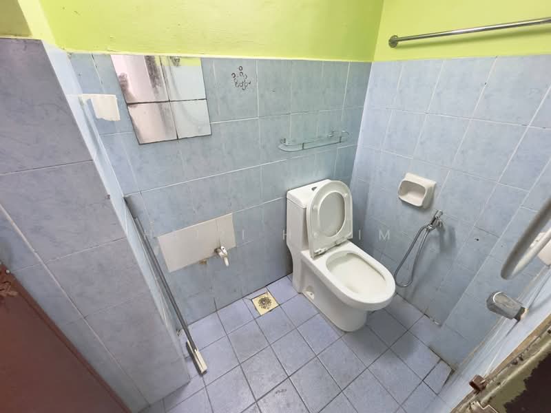 Pangsapuri untuk Dijual di Pangsapuri Putra Indah - Hairi Halim - PropertyGuru.com.my