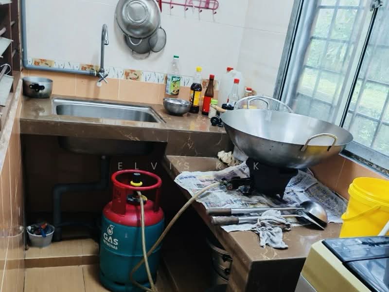 Townhouse for Sale in Taman Wangsa Permai (Kepong) - Elvis Kok - Kitchen - PropertyGuru.com.my