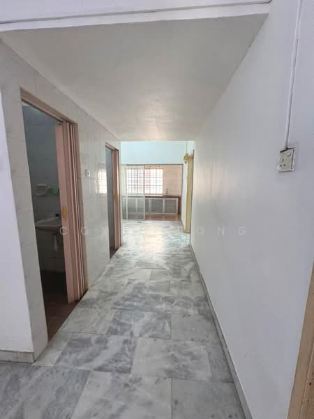 Rumah Teres 1-Tingkat untuk Dijual di Taman Sri Segambut (Segambut) - Coyee Wong - Corridor - PropertyGuru.com.my