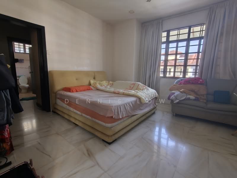Semi-Detached House for Sale in Batu 9 (Cheras) - Dennis Low - Bedroom - PropertyGuru.com.my