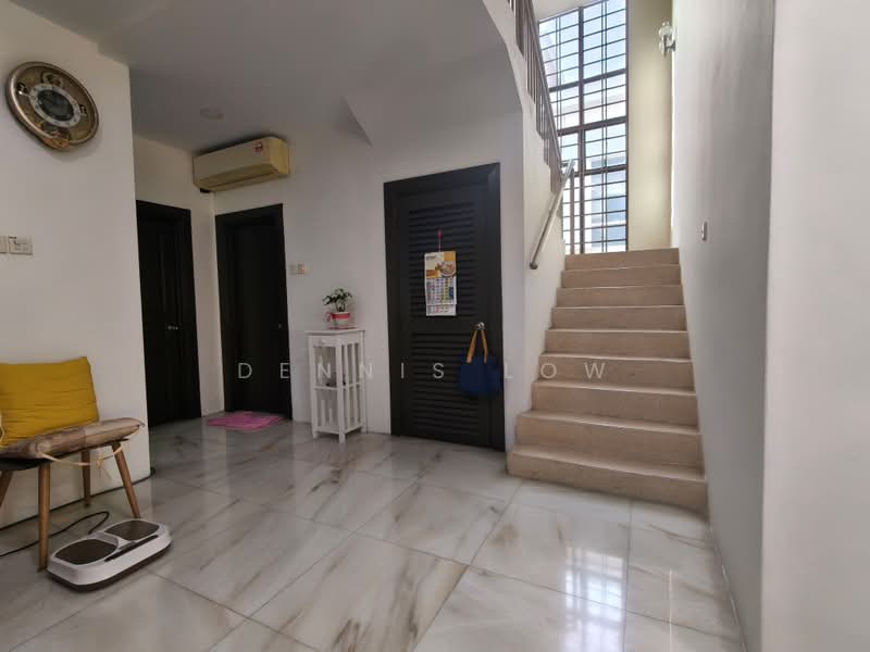 Semi-Detached House for Sale in Batu 9 (Cheras) - Dennis Low - Entrance - PropertyGuru.com.my