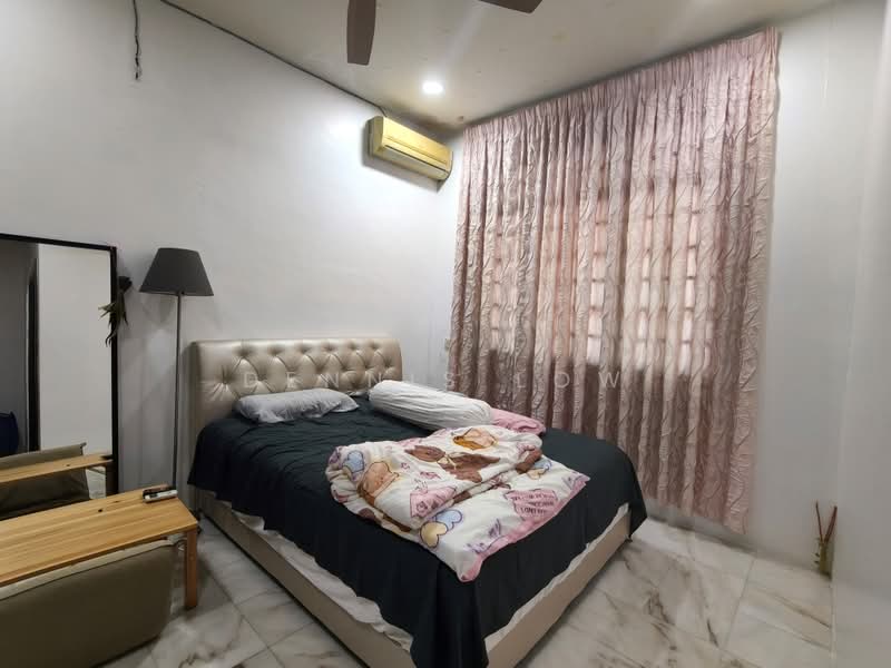 Semi-Detached House for Sale in Batu 9 (Cheras) - Dennis Low - Bedroom - PropertyGuru.com.my