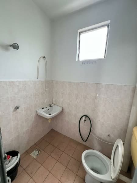 2.5-storey Terraced House for Sale in Damansara Damai (Selangor) - Coyee Wong - Bathroom - PropertyGuru.com.my