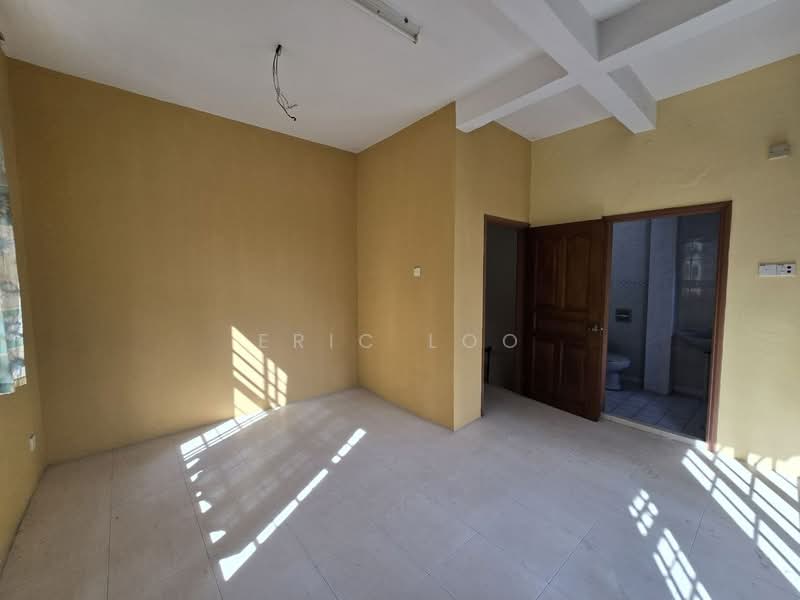 Bungalow for Rent in Taman Century (Johor Bahru) - Eric Loo - Interior - PropertyGuru.com.my