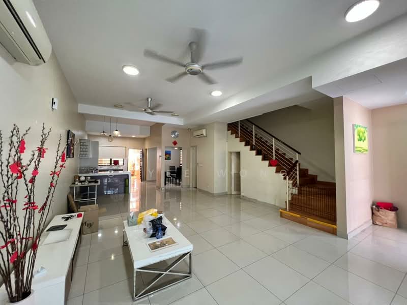 2.5-storey Terraced House for Sale in Selayang (Selangor) - Coyee Wong - Living Room - PropertyGuru.com.my