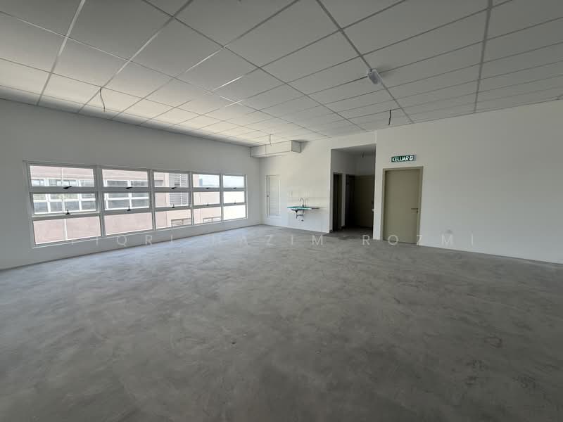 Kedai / Pejabat untuk Disewa di Seksyen U16 (Shah Alam) - Fiqri Hazim Rozmi - Interior - PropertyGuru.com.my