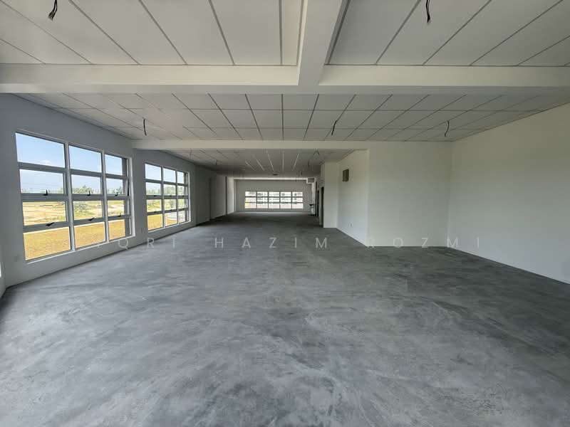 Kedai / Pejabat untuk Disewa di Seksyen U16 (Shah Alam) - Fiqri Hazim Rozmi - Interior - PropertyGuru.com.my