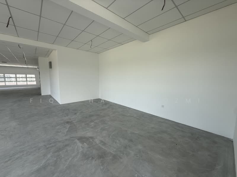 Kedai / Pejabat untuk Disewa di Seksyen U16 (Shah Alam) - Fiqri Hazim Rozmi - Interior - PropertyGuru.com.my