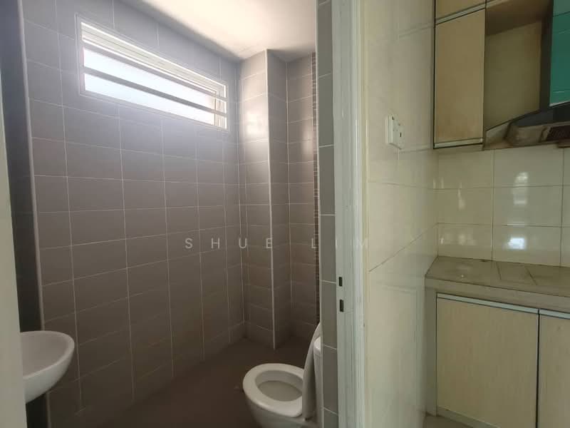Semi-Detached House for Sale in Taman Bukit (Bukit Mertajam) - Shue Lim - Bathroom - PropertyGuru.com.my