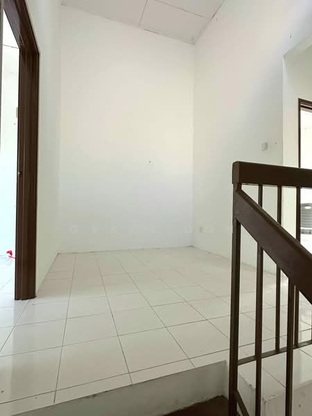 Rumah Teres 2 Tingkat untuk Dijual di Taman Lestari Putra (Seri Kembangan) - Grace Oon - Interior - PropertyGuru.com.my