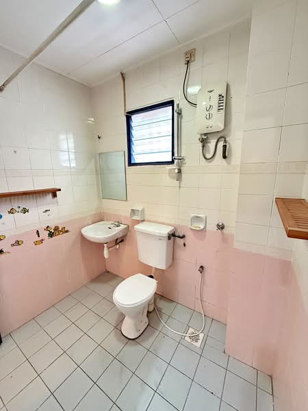 Rumah Teres 2-Tingkat untuk Dijual di Kota Kemuning (Shah Alam) - Allister Seow - Bathroom - PropertyGuru.com.my
