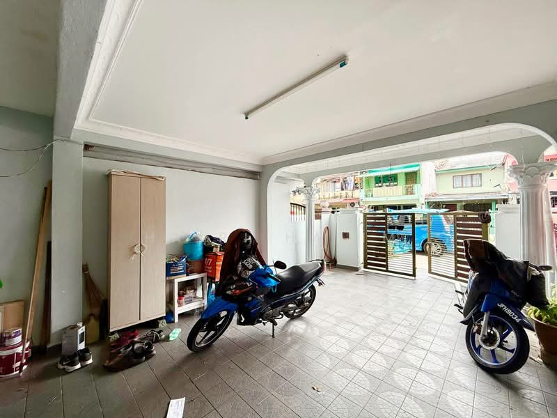 Rumah Teres 2 Tingkat untuk Dijual di Pjs 4 (Petaling Jaya) - Hairi Halim - PropertyGuru.com.my