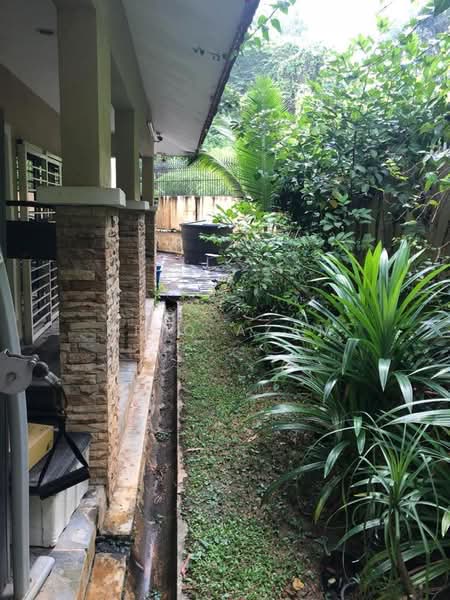 Semi-Detached House for Sale in Taman Melawati (Ulu Kelang) - Afiq Azam - Garden - PropertyGuru.com.my
