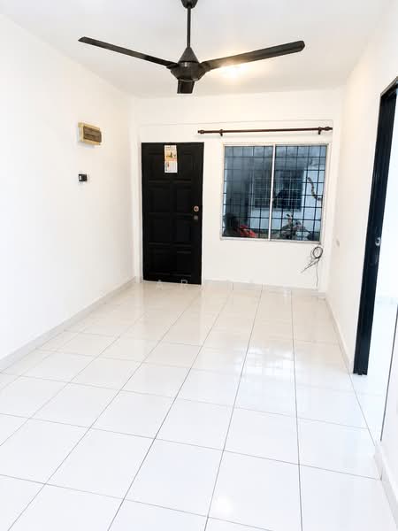 Flat for Sale at Taman Puchong Perdana - Sariza Hartanah - Entrance - PropertyGuru.com.my