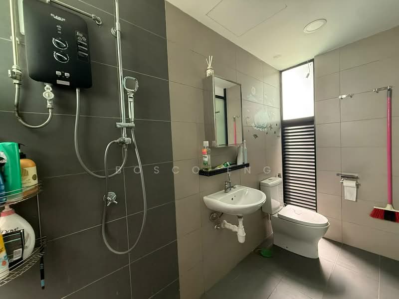 2-storey Terraced House for Sale in Bandar Seri Alam (Masai) - Bosco Eng - Bathroom - PropertyGuru.com.my