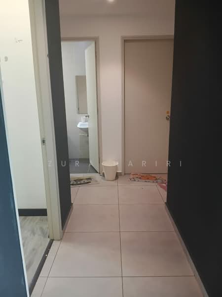Servis Apartment untuk Disewa di D'sands Residence - Azura Hariri - Corridor - PropertyGuru.com.my
