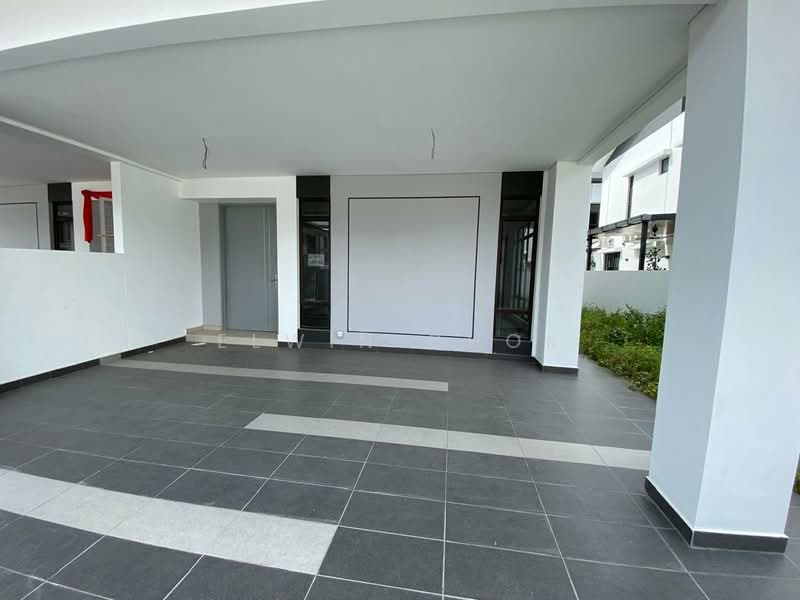 Rumah Berkembar untuk Dijual di Setia Utama (Setia Alam) - Elwin Chok - Exterior - PropertyGuru.com.my