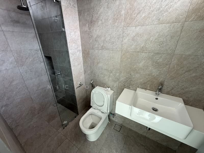 Rumah Berkembar untuk Dijual di Ipoh (Perak) - Nicholas Lee - Bathroom - PropertyGuru.com.my