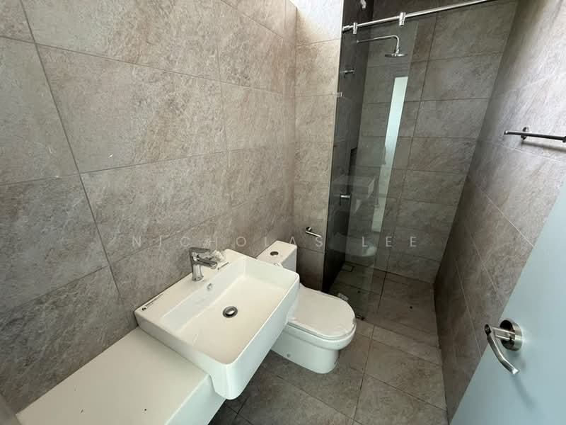 Rumah Berkembar untuk Dijual di Ipoh (Perak) - Nicholas Lee - Bathroom - PropertyGuru.com.my