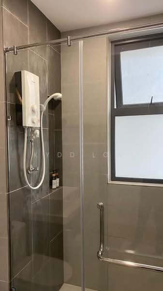 Servis Apartment untuk Disewa di The Clio 2 Residences - Kydd Low - Bathroom - PropertyGuru.com.my