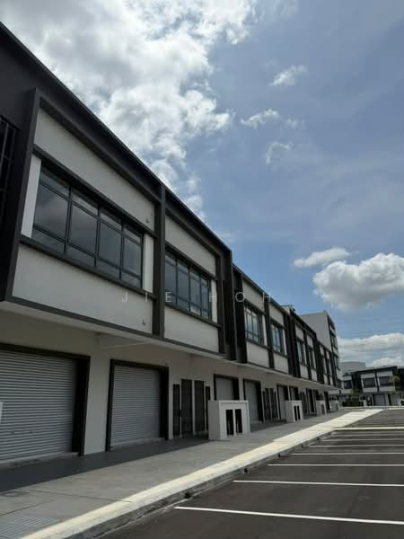 Shop for Rent in Bandar Rimbayu (Telok Panglima Garang) - Jie Hoh - Exterior - PropertyGuru.com.my