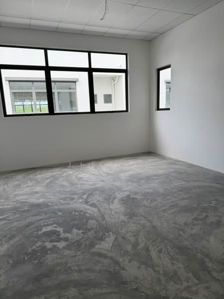 Shop for Rent in Bandar Rimbayu (Telok Panglima Garang) - Jie Hoh - Interior - PropertyGuru.com.my