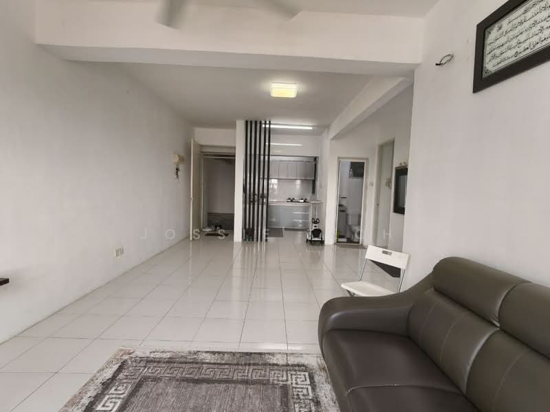 Apartment for Rent at The Pulse Condominium - Jossie Teoh - Living Room - PropertyGuru.com.my