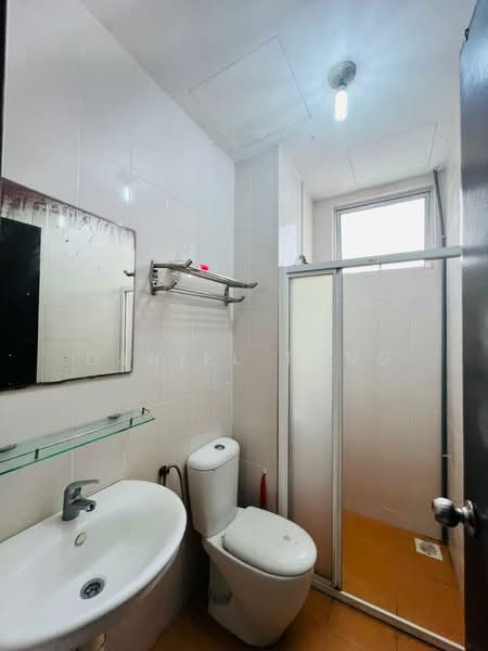 Servis Apartment untuk Disewa di Serviced Residence @ Casa Tiara - Daniel Tong - Bathroom - PropertyGuru.com.my
