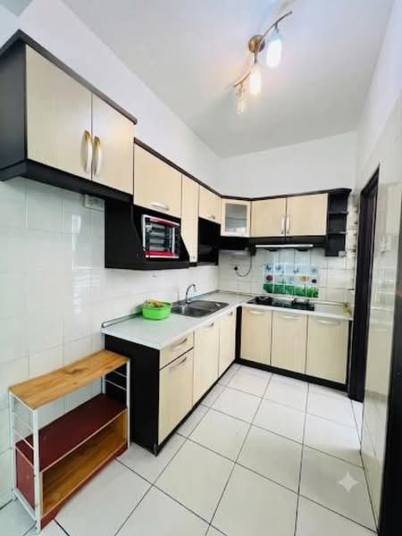 Servis Apartment untuk Disewa di Serviced Residence @ Casa Tiara - Daniel Tong - Kitchen - PropertyGuru.com.my