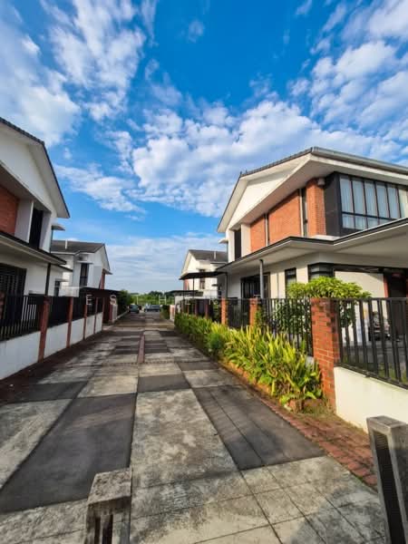 2-storey Terraced House for Rent in Elmina (Shah Alam) - Esther Tan - Exterior - PropertyGuru.com.my