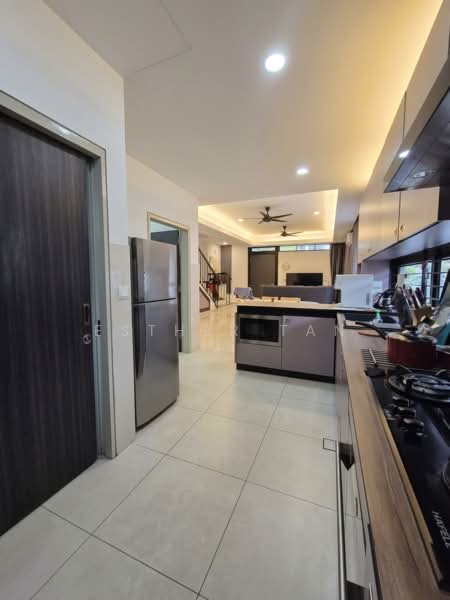 2-storey Terraced House for Rent in Elmina (Shah Alam) - Esther Tan - Kitchen - PropertyGuru.com.my