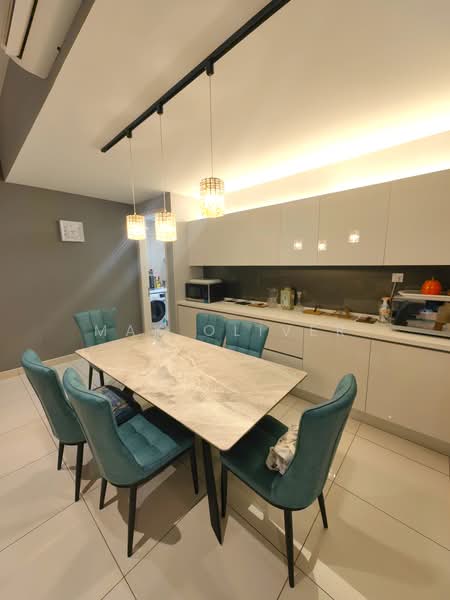 Servis Apartment untuk Dijual di The Park Sky Residence - Mak Oliver - Kitchen - PropertyGuru.com.my
