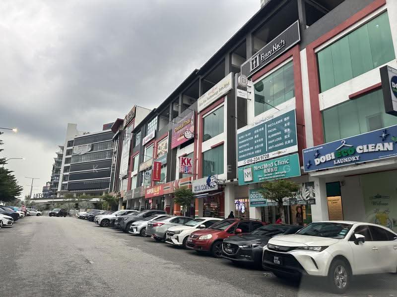 Kedai / Pejabat untuk Dijual di Balakong (Selangor) - Kelvin Leong - Exterior - PropertyGuru.com.my