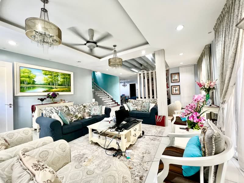 Semi-Detached House for Sale in Seksyen U9 (Shah Alam) - Johary Adzhar - Living Room - PropertyGuru.com.my